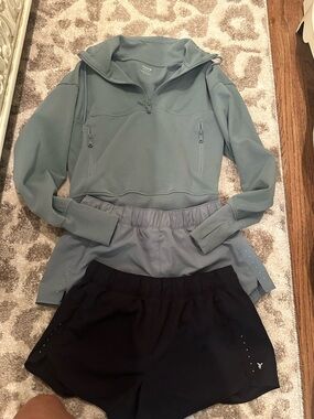 Old navy sage scuba Pullover/sage and black athletic shorts all size small